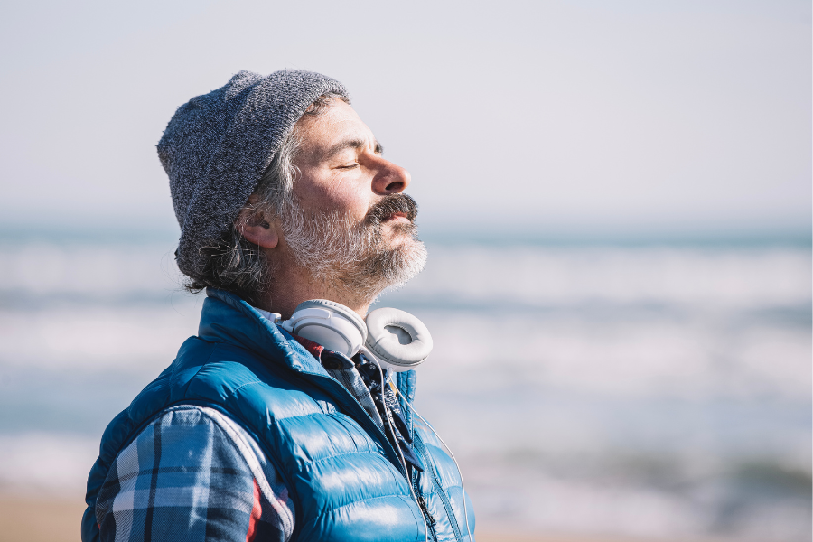 Licorice Root for Lung Health: A Natural Remedy for Flu and Cold Season