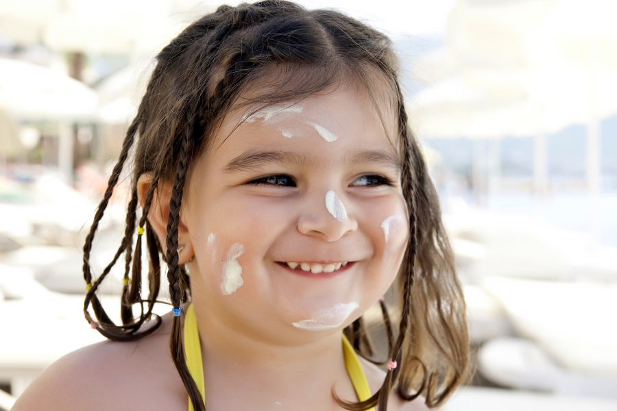Guide to Healthier Sunscreens & Other Sun Protection Tips